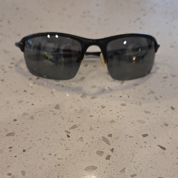 Oakley Wiretap Polarized Sunglasses - Picture 1 of 7